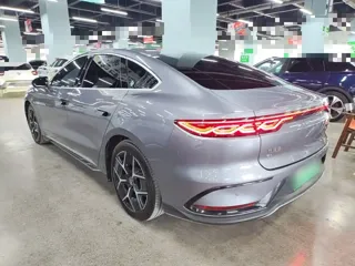 BYD Han 2022 купить из Китая, цена 4 387 000 ₽ — Suifenhe Auto