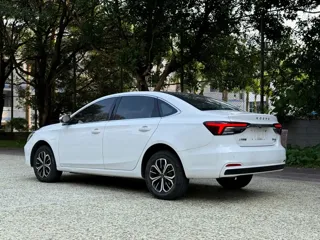 Roewe i6 Max 2022 купить из Китая, цена 2 983 000 ₽ — Suifenhe Auto