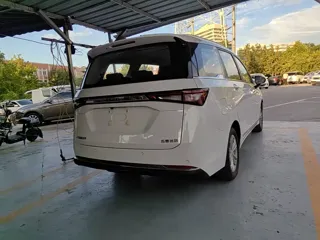 Wuling Jiachen 2026 купить из Китая, цена 1 810 000 ₽ — Suifenhe Auto