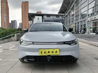 Leapmotor C01 2023 купить из Китая, цена 3 742 000 ₽ — Suifenhe Auto