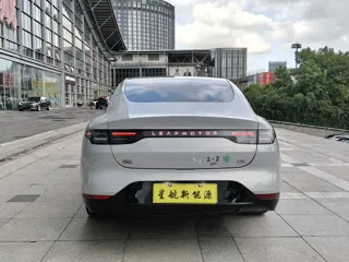 Leapmotor C01 2023 купить из Китая, цена 3 742 000 ₽ — Suifenhe Auto