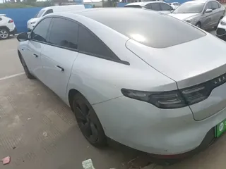 Leapmotor C01 2022 купить из Китая, цена 3 883 000 ₽ — Suifenhe Auto