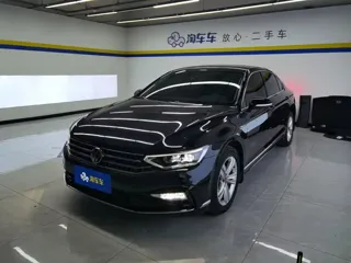 Volkswagen Magotan 2024 купить из Китая, цена 2 262 000 ₽ — Suifenhe Auto