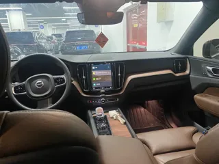 Volvo XC60 2024 купить из Китая, цена 4 392 000 ₽ — Suifenhe Auto