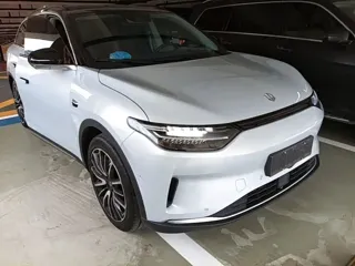 Leapmotor C11 2022 купить из Китая, цена 3 955 000 ₽ — Suifenhe Auto