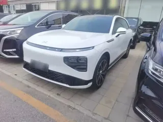 Xpeng G9 2024 купить из Китая, цена 5 338 000 ₽ — Suifenhe Auto