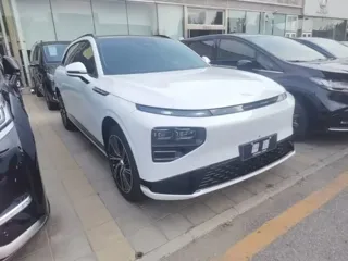Xpeng G9 2024 купить из Китая, цена 5 338 000 ₽ — Suifenhe Auto