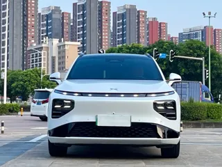 Xpeng G9 2023 купить из Китая, цена 5 392 000 ₽ — Suifenhe Auto
