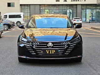 Nissan Teana 2023 купить из Китая, цена 1 894 000 ₽ — Suifenhe Auto