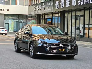 Nissan Teana 2023 купить из Китая, цена 1 894 000 ₽ — Suifenhe Auto