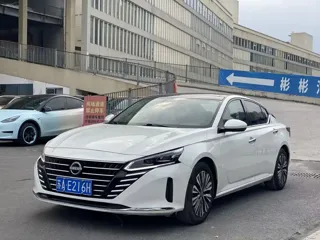 Nissan Teana 2023 купить из Китая, цена 1 933 000 ₽ — Suifenhe Auto