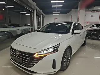 Nissan Teana 2023 купить из Китая, цена 2 007 000 ₽ — Suifenhe Auto