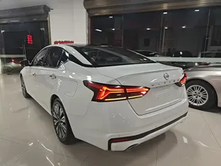 Nissan Teana 2023 купить из Китая, цена 2 007 000 ₽ — Suifenhe Auto
