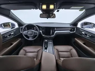 Volvo S60 2024 купить из Китая, цена 3 767 000 ₽ — Suifenhe Auto