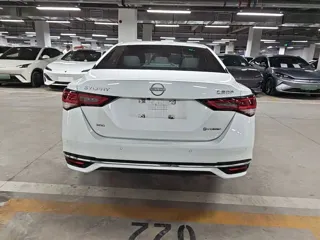 Nissan Sylphy 2023 купить из Китая, цена 1 931 000 ₽ — Suifenhe Auto