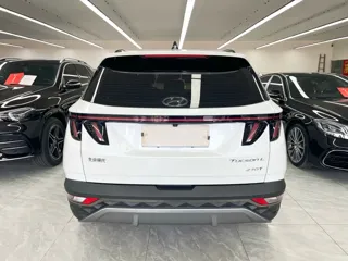 Hyundai Tucson 2024 купить из Китая, цена 3 106 000 ₽ — Suifenhe Auto