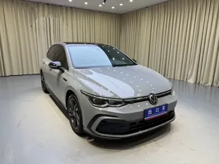 Volkswagen Golf 2023 купить из Китая, цена 2 226 000 ₽ — Suifenhe Auto