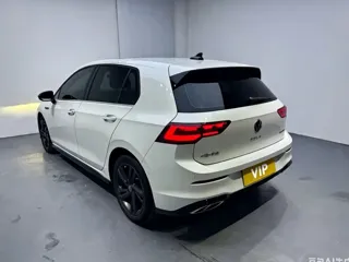 Volkswagen Golf 2022 купить из Китая, цена 1 818 000 ₽ — Suifenhe Auto