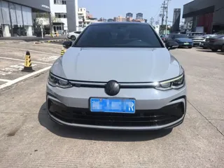Volkswagen Golf 2022 купить из Китая, цена 1 607 000 ₽ — Suifenhe Auto