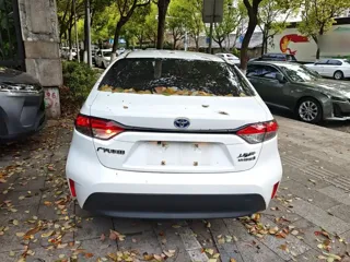 Toyota Levin 2023 купить из Китая, цена 1 697 000 ₽ — Suifenhe Auto
