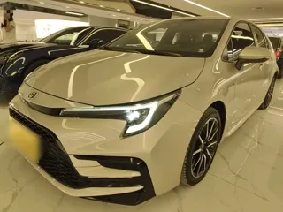 Toyota Levin 2023 купить из Китая, цена 1 852 000 ₽ — Suifenhe Auto
