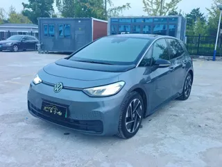 Volkswagen ID.3 2023 купить из Китая, цена 1 626 000 ₽ — Suifenhe Auto