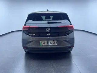 Volkswagen ID.3 2023 купить из Китая, цена 1 788 000 ₽ — Suifenhe Auto