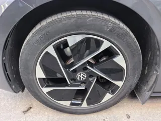 Volkswagen ID.3 2023 купить из Китая, цена 1 852 000 ₽ — Suifenhe Auto