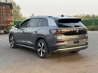 Volkswagen ID.6 X 2023 купить из Китая, цена 4 512 000 ₽ — Suifenhe Auto