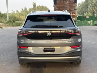 Volkswagen ID.6 X 2023 купить из Китая, цена 4 512 000 ₽ — Suifenhe Auto
