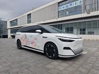 Xpeng X9 2024 купить из Китая, цена 7 861 000 ₽ — Suifenhe Auto