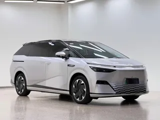 Xpeng X9 2024 купить из Китая, цена 7 769 000 ₽ — Suifenhe Auto