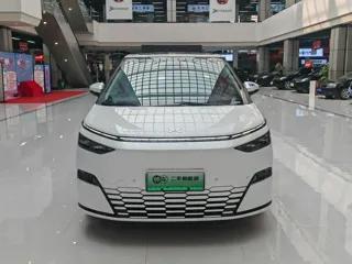 Xpeng X9 2024 купить из Китая, цена 7 673 000 ₽ — Suifenhe Auto