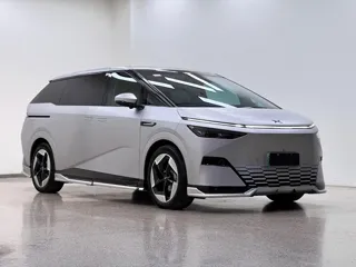 Xpeng X9 2024 купить из Китая, цена 7 839 000 ₽ — Suifenhe Auto