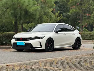 Honda Civic 2025 купить из Китая, цена 7 330 000 ₽ — Suifenhe Auto