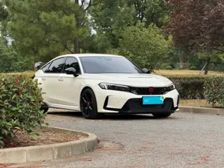 Honda Civic 2025 купить из Китая, цена 7 330 000 ₽ — Suifenhe Auto