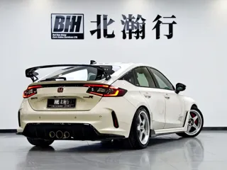 Honda Civic 2024 купить из Китая, цена 7 431 000 ₽ — Suifenhe Auto