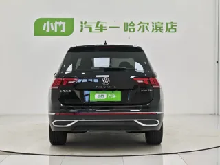 Volkswagen Tiguan 2023 купить из Китая, цена 2 498 000 ₽ — Suifenhe Auto