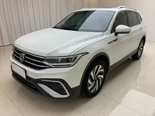 Volkswagen Tiguan 2023 купить из Китая, цена 2 459 000 ₽ — Suifenhe Auto