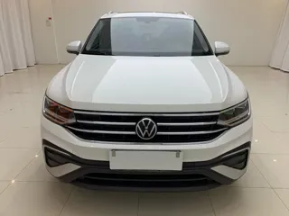 Volkswagen Tiguan 2023 купить из Китая, цена 2 459 000 ₽ — Suifenhe Auto