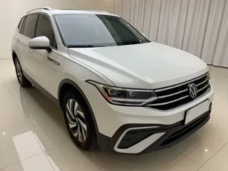 Volkswagen Tiguan 2023 купить из Китая, цена 2 459 000 ₽ — Suifenhe Auto
