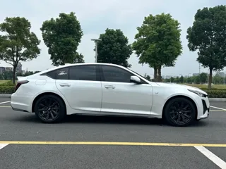 Cadillac CT5 2024 купить из Китая, цена 4 209 000 ₽ — Suifenhe Auto