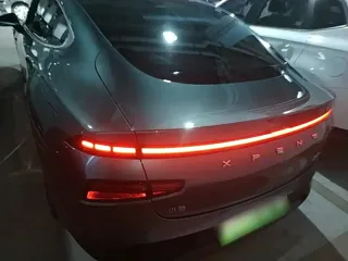 Xpeng P7 2023 купить из Китая, цена 4 605 000 ₽ — Suifenhe Auto