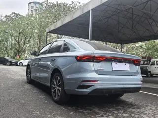Geely Emgrand 2023 купить из Китая, цена 1 156 000 ₽ — Suifenhe Auto
