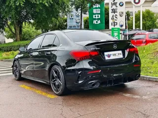 Mercedes-Benz A-Class 2024 купить из Китая, цена 5 190 000 ₽ — Suifenhe Auto