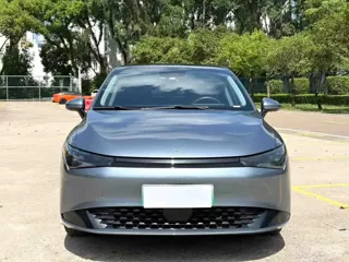 Xpeng P5 2023 купить из Китая, цена 3 237 000 ₽ — Suifenhe Auto