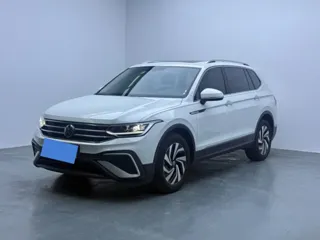 Volkswagen Tiguan 2024 купить из Китая, цена 3 349 000 ₽ — Suifenhe Auto