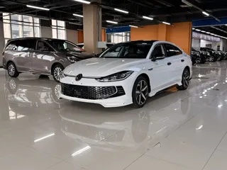Volkswagen Lamando 2023 купить из Китая, цена 1 923 000 ₽ — Suifenhe Auto