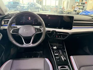 Volkswagen Lamando 2023 купить из Китая, цена 1 923 000 ₽ — Suifenhe Auto