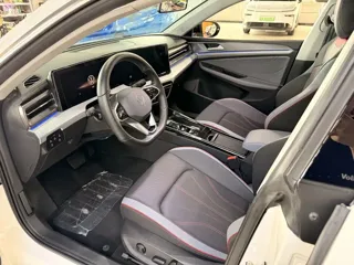Volkswagen Lamando 2023 купить из Китая, цена 1 923 000 ₽ — Suifenhe Auto